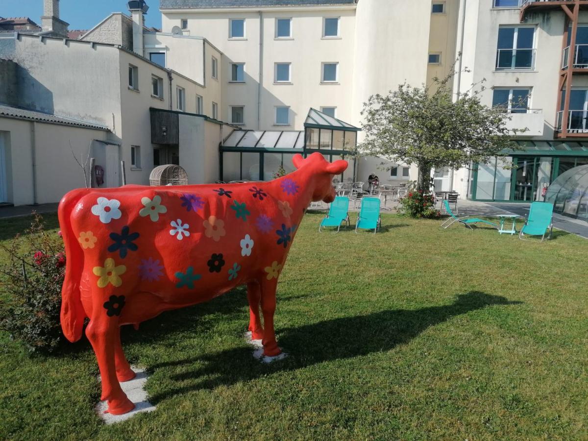 Hotel Des Thermes Et Du Casino リュック・シュル・メール エクステリア 写真